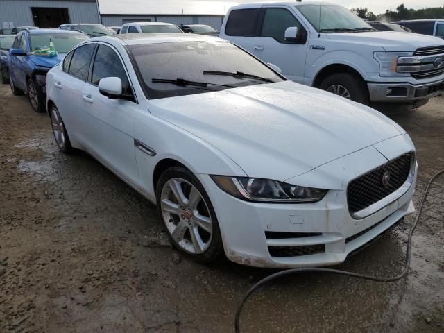 Jaguar Xe premium (2017)