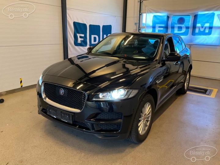 Jaguar F-pace suv (2018)