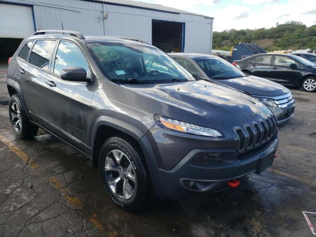 Jeep Cherokee t (2016)