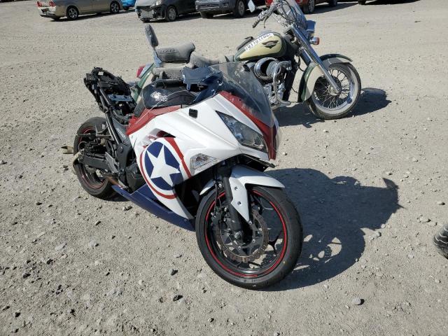 Kawasaki Ex300 b (2014)