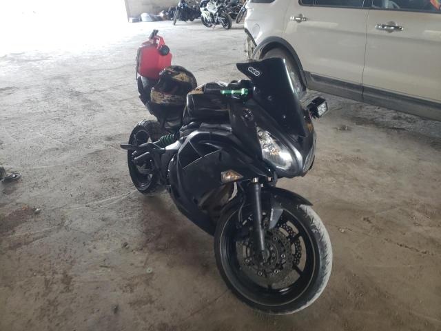 Kawasaki Ex650 f (2016)