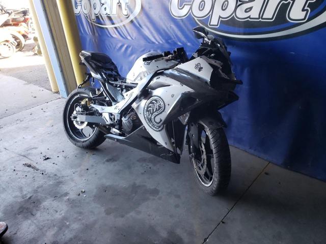 Kawasaki Ex300 a (2013)
