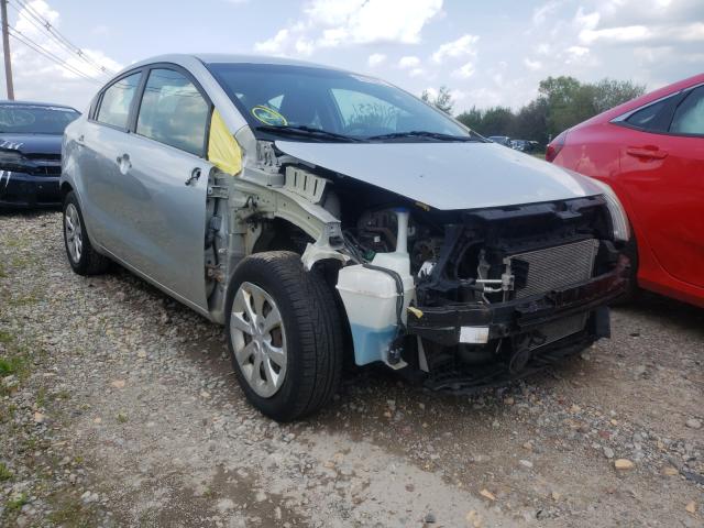 Kia Rio ex (2012)