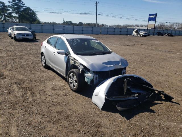 Kia Forte lx (2017)