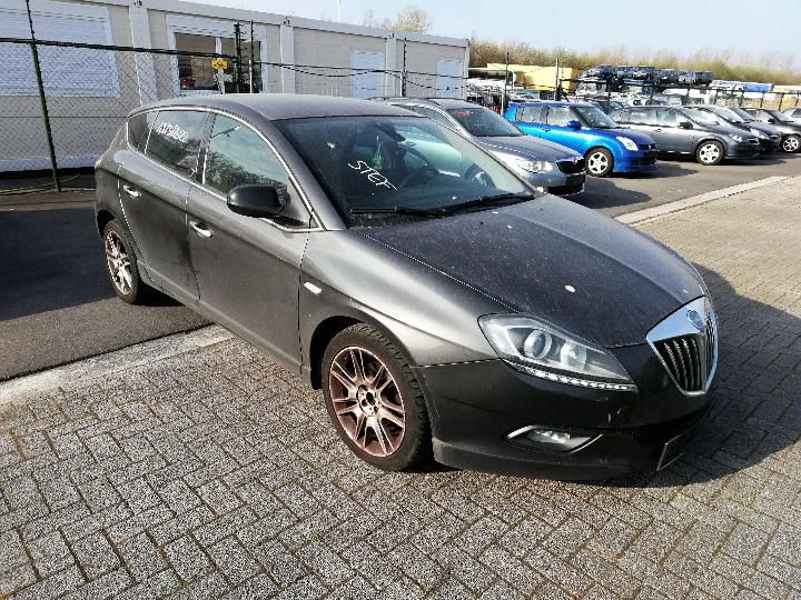 Lancia Delta hatchback (2008)