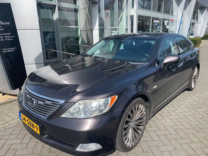Lexus Ls (2008)