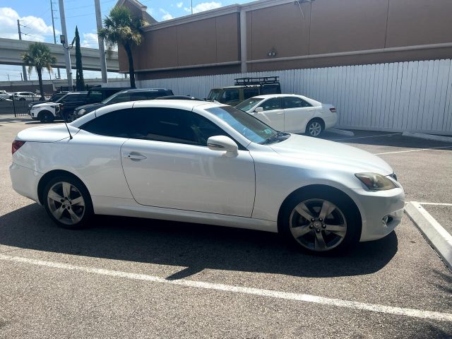 Lexus Is 250c (2011)