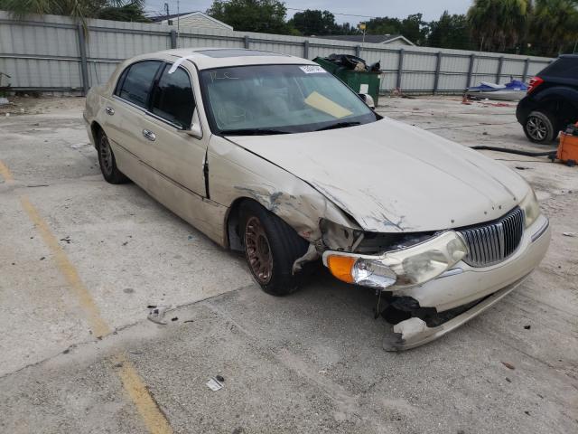 Lincoln Town car c (2000)