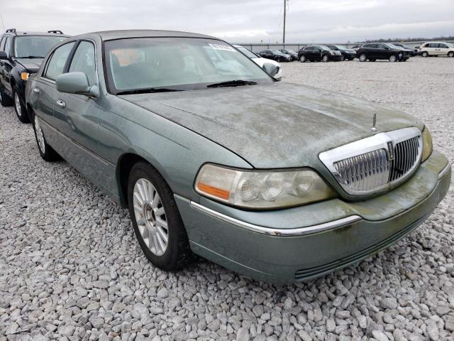 Lincoln Town car e (2004)