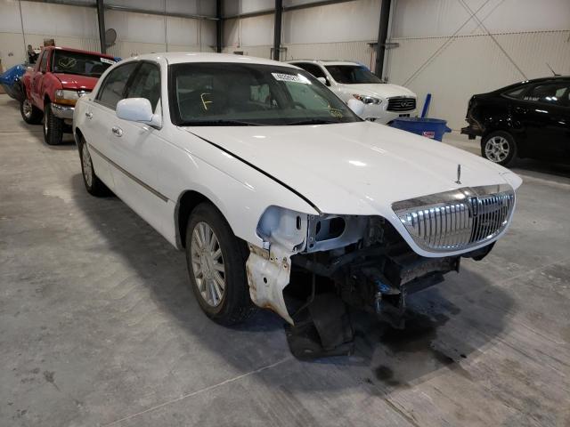 Lincoln Town car e (2004)