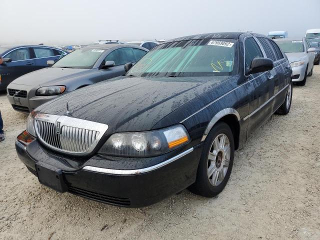 Lincoln Town car e (2011)