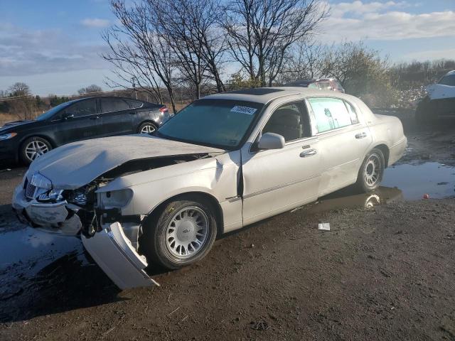 Lincoln Town car c (2000)