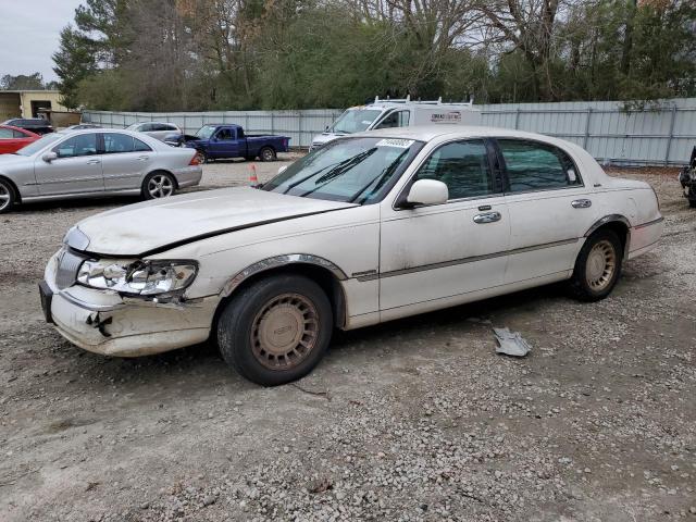 Lincoln Town car e (2001)