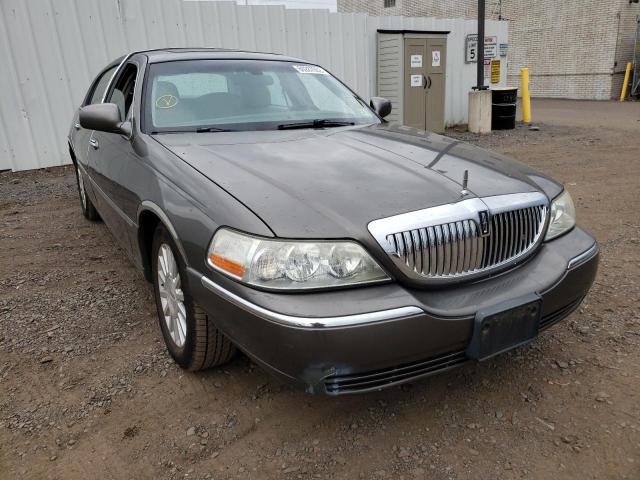 Lincoln Town car e (2004)