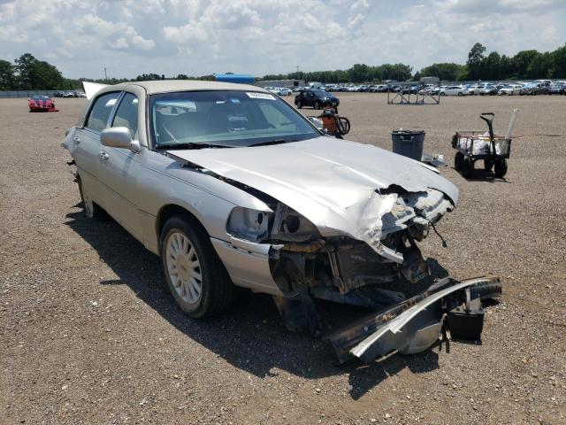Lincoln Town car e (2003)