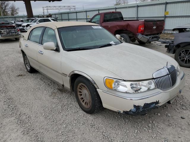 Lincoln Town car c (2002)