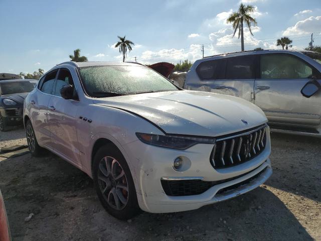 Maserati Levante s (2021)