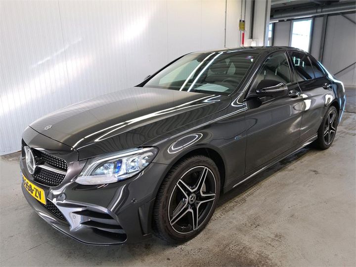 Mercedes-benz C300 (2021)