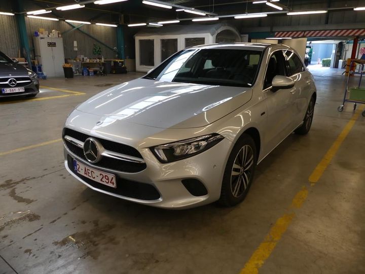 Mercedes-benz A (2021)
