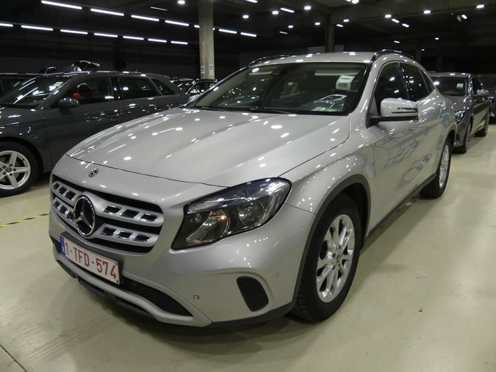 Mercedes-benz Gla (2017)