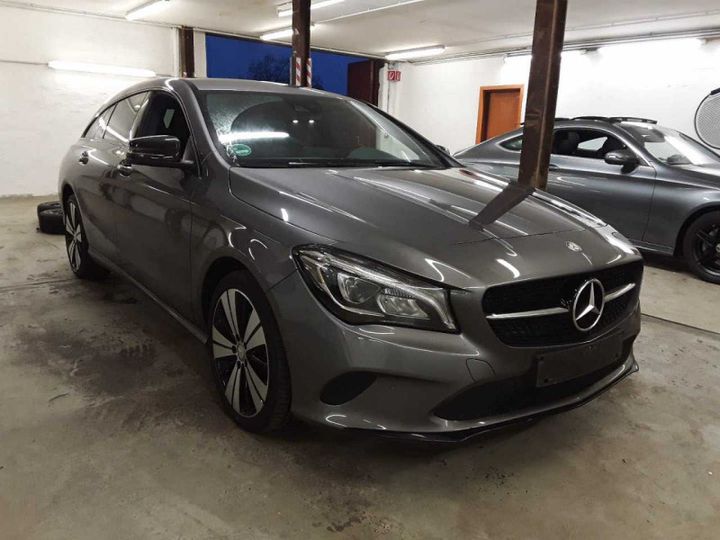 Mercedes-benz Cla 220 (2017)