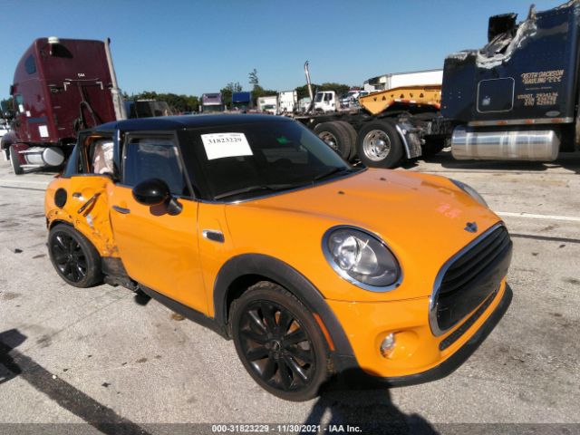 Mini Cooper hardtop 4 door (2016)
