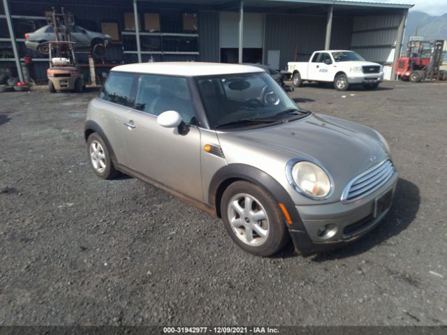 Mini Cooper hardtop (2010)