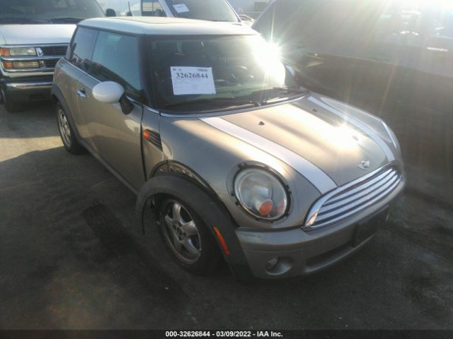 Mini Cooper hardtop (2010)