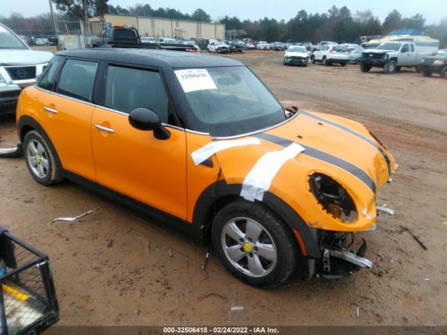 Mini Cooper hardtop 4 door (2016)