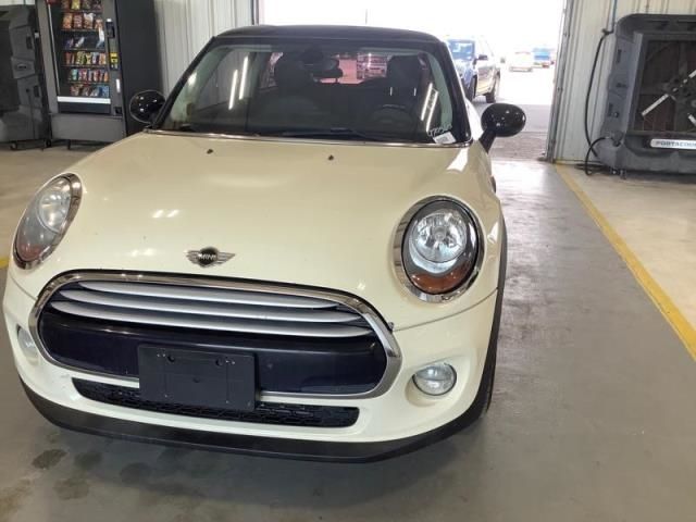 Mini Cooper hardtop (2015)