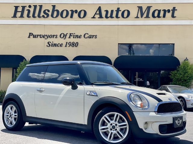 Mini Cooper hardtop (2011)
