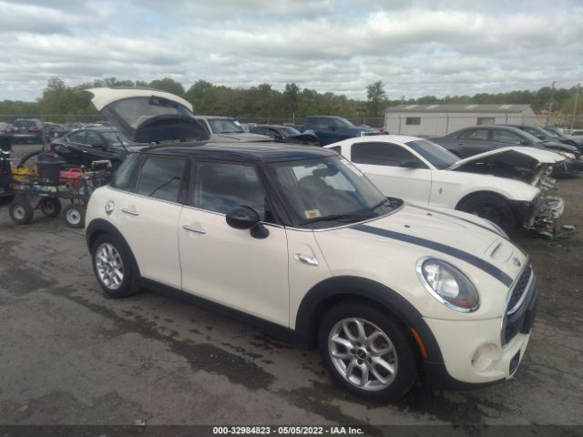 Mini Cooper hardtop 4 door (2016)