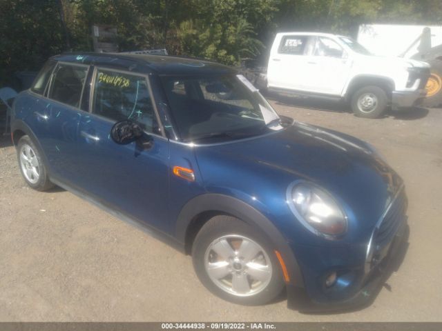 Mini Cooper hardtop 4 door (2016)