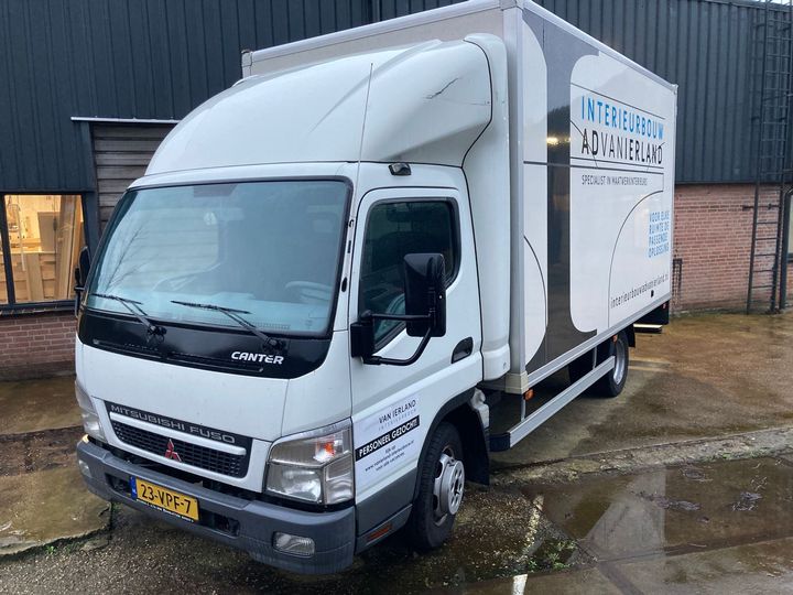 Mitsubishi Canter (2008)