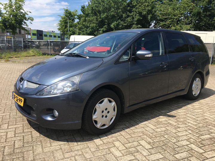 Mitsubishi Grandis (2006)