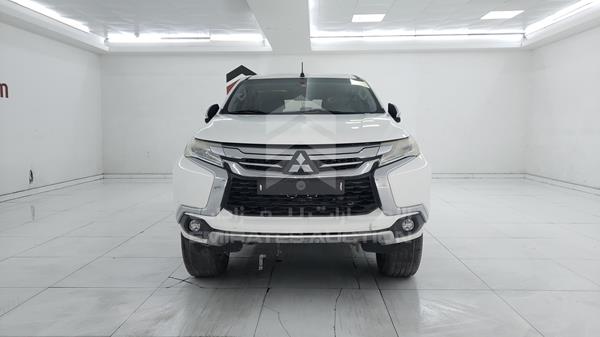 Mitsubishi Montero (2016)