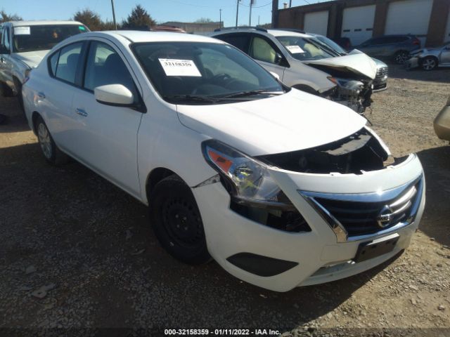Nissan Versa sedan (2017)
