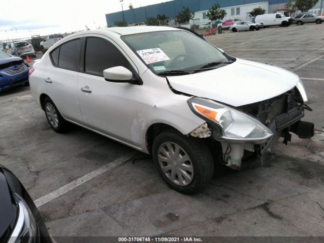 Nissan Versa sedan (2018)