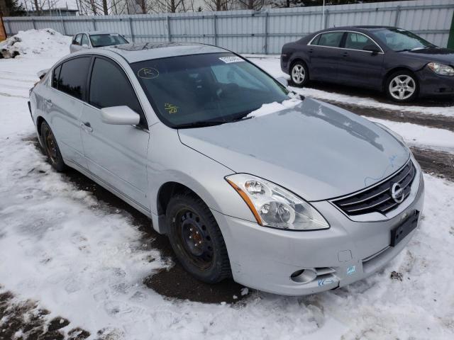 Nissan Altima bas (2011)