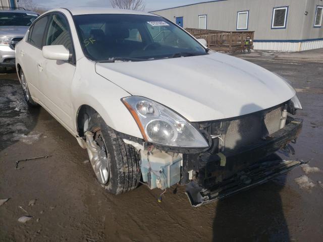 Nissan Altima bas (2012)