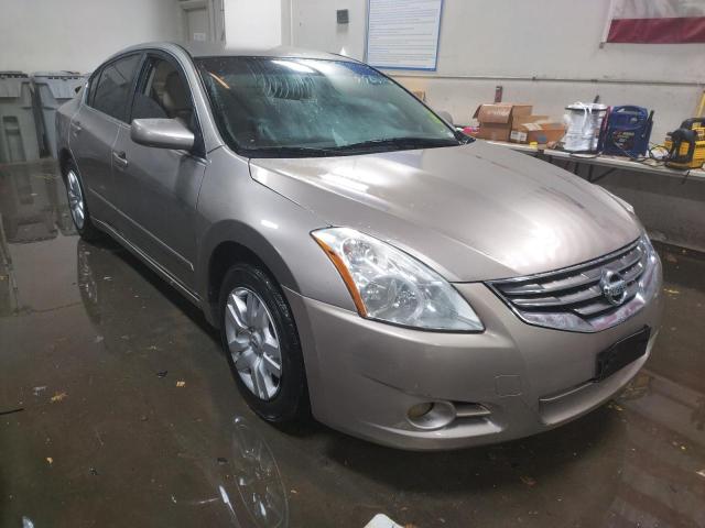 Nissan Altima bas (2012)
