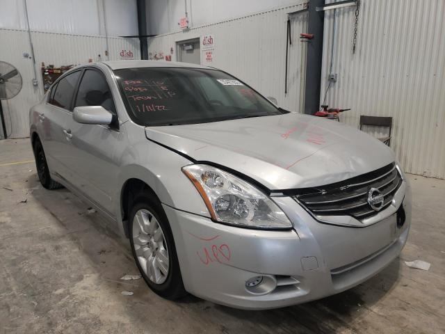 Nissan Altima bas (2012)