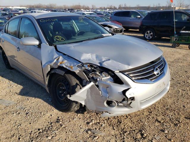 Nissan Altima bas (2012)