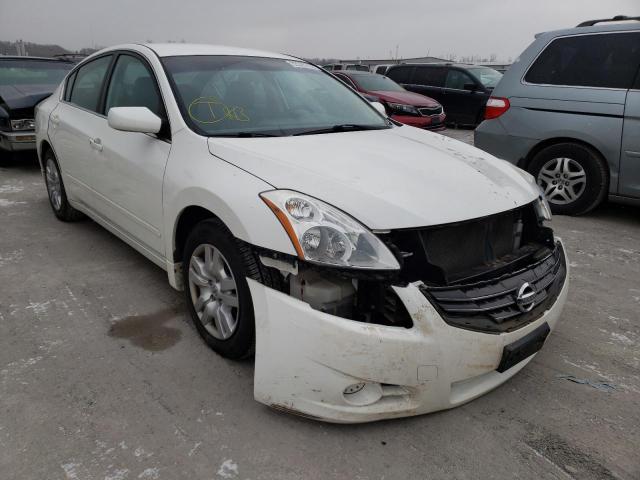 Nissan Altima bas (2010)