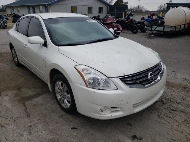 Nissan Altima bas (2010)
