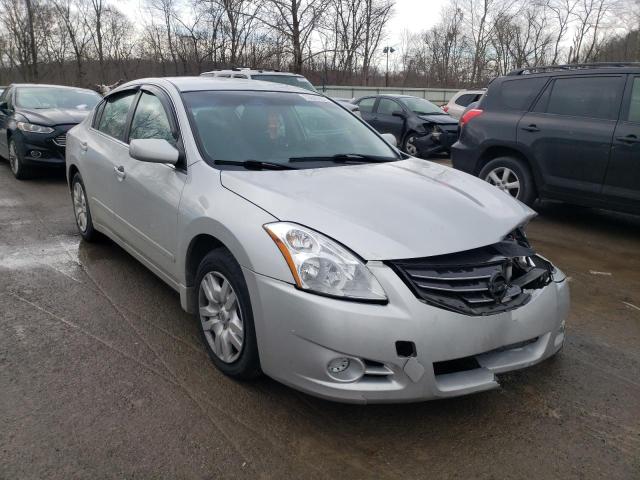 Nissan Altima bas (2012)