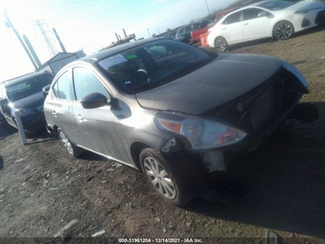 Nissan Versa sedan (2017)