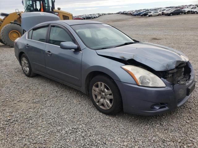 Nissan Altima bas (2010)