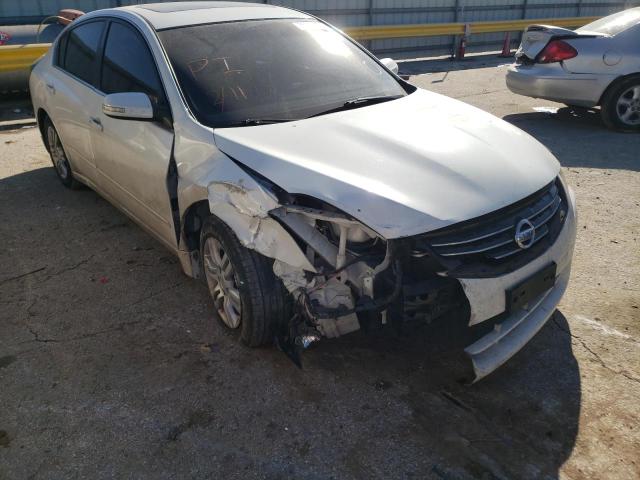 Nissan Altima bas (2012)