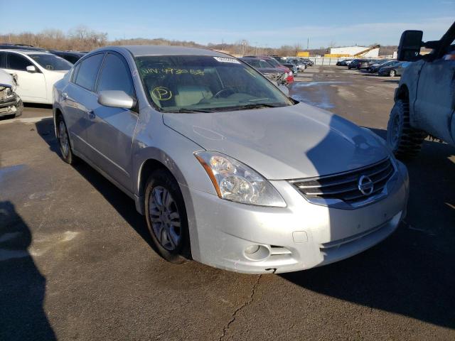 Nissan Altima bas (2012)